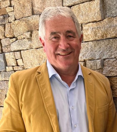 Peter Simmonds